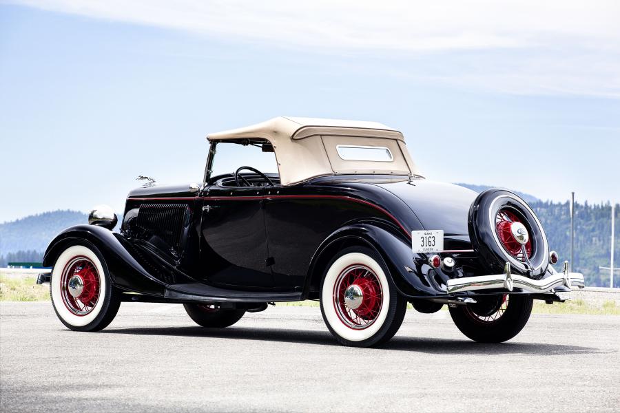  Ford DeLuxe Roadster 1934 года  (фото 19 из 43)